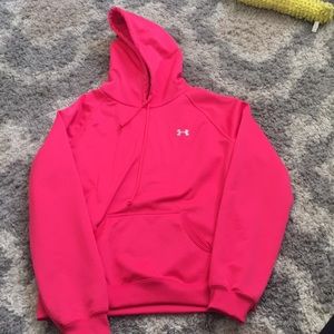 Under armor sweat shirt